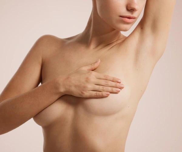 Cirujano plástico especialista en aumento de senos en Tijuana precio